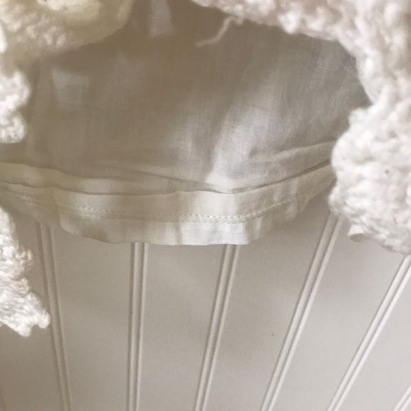 Sundance Grey with Ivory Crochet Long Sleeved Sweater size Small - Picture 10 of 11